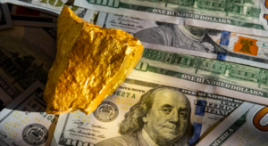 El dólar pierde fuerza mientras se aproxima test inflacionario; el oro se mantiene sólido
